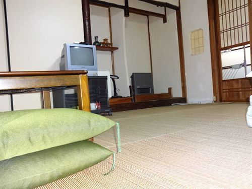 Green Gables Hotell Kyoto Exteriör bild